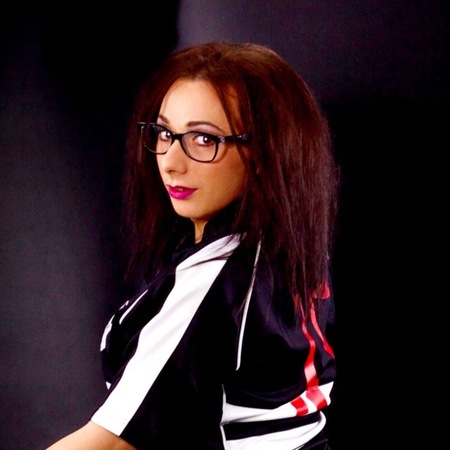 Foto von Ganz neu! TRANS LARISSA