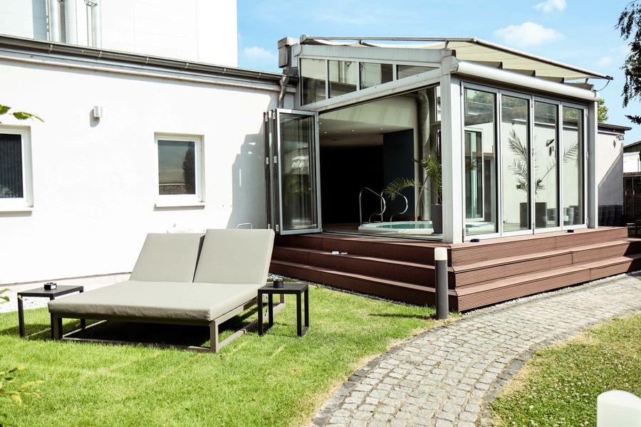 Foto von Einzig, aber nicht artig