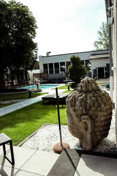 Foto von Einzig, aber nicht artig