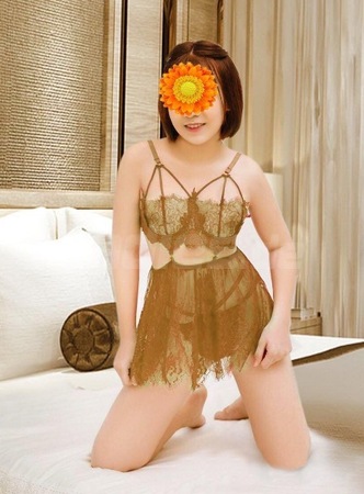 CHERY (25) & NITA (30), Erftstadt