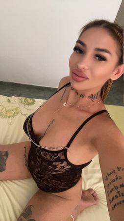 Izabela, Düsseldorf