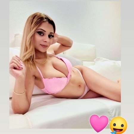 <img src="https://static.ladies-cdn.de/ladies/images/static-cdn/ladies-stars/img/ladies-stars-logo-icon.svg" class="starsContentIcon" />Letti** Brandneu** Top Service *, Dortmund