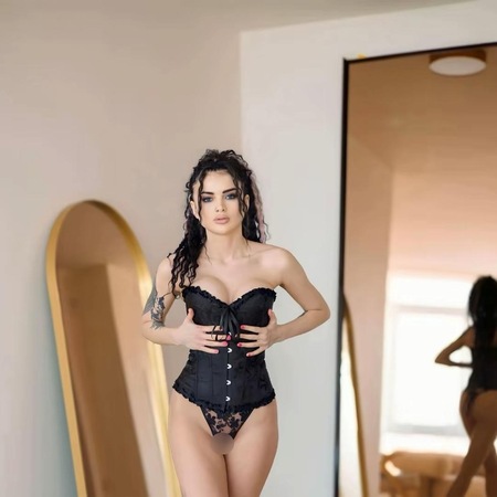 Nicole