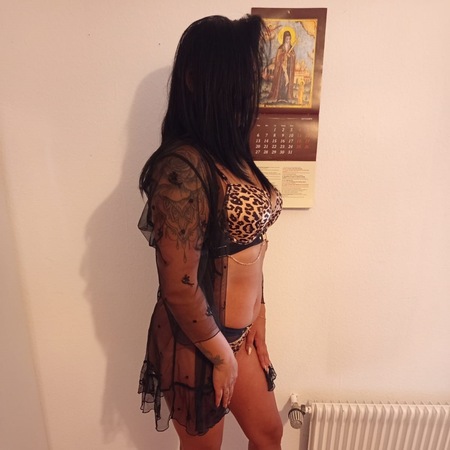Victoria anwesend ab 09.10. - Haus Jaguar, Reutlingen
