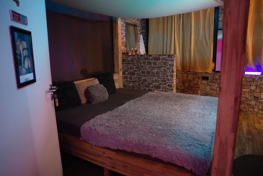 Foto von internationale Top Girls 18+ ! Bar & Laufhaus Why not