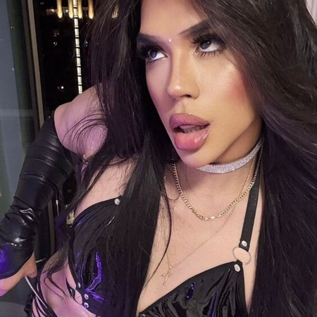 Laura, dominatrix latina, XL (21 cm), Gelsenkirchen