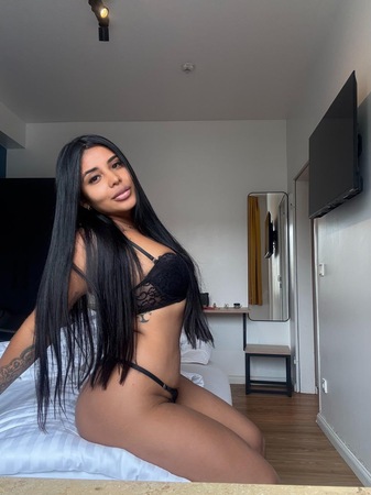 Jade Brazilian Girl +18, Gelsenkirchen