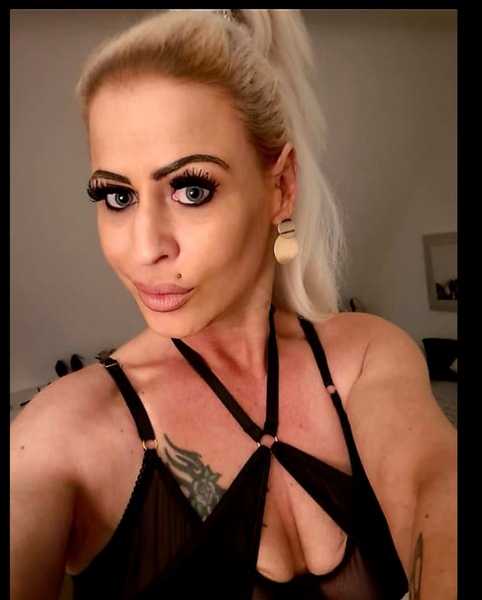 Foto von German Emily Queen ZK