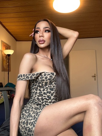 TS Cherlyn Top Modell, Köln