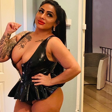 Verrückte Sexy Camilla, Siegen