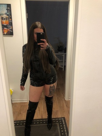 deutsche Adriana neu in der Stadt, Düsseldorf