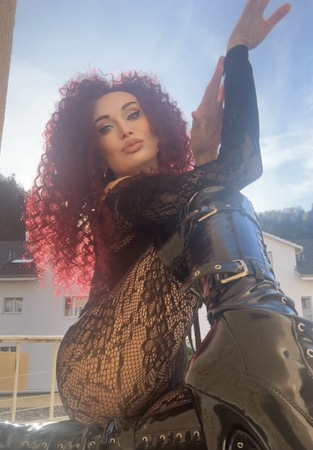 Elena nur bis Samstag da !*, Landshut