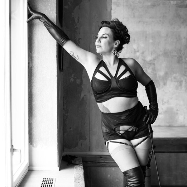 Fräulein Angelina – Berlin photo 4