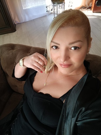 Sonya DeluxeMassage, Herford