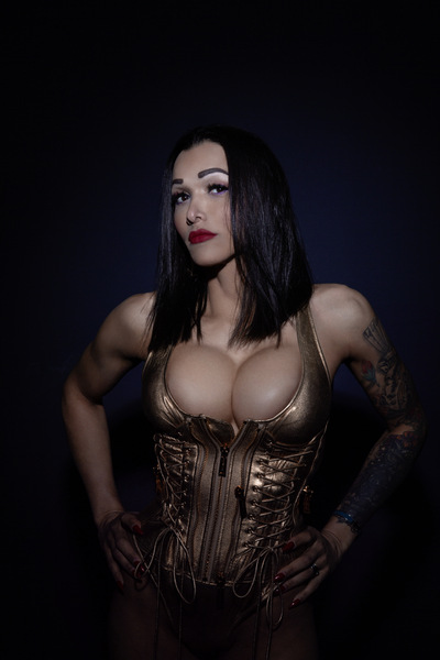 TS Nicky - Nur für kurze Zeit – Stuttgart photo 5