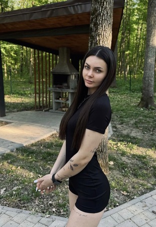 Jessi, Jena