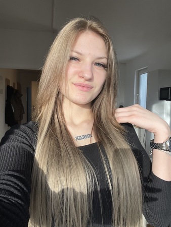 Jessi, Jena