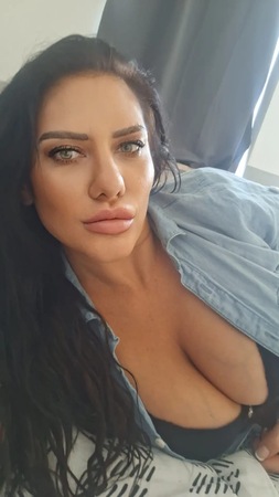 Pamela ganz Privat a. H+H, Bremerhaven