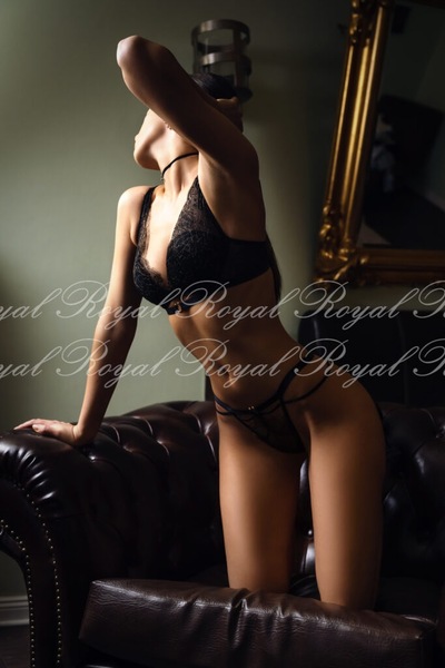 Foto von Jenny im Royal