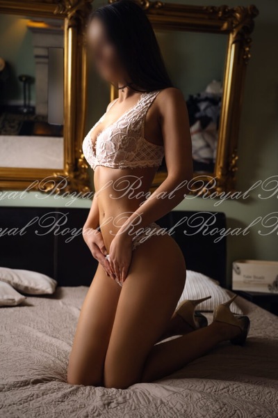 Foto von Jenny im Royal