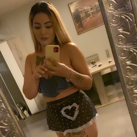 Laura NEU im Haus65 OG