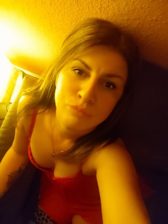 Yana, Köln