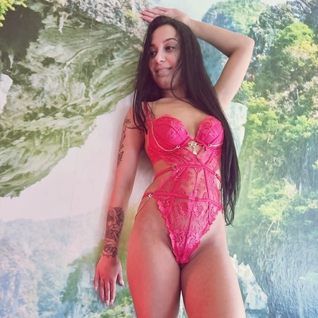 LOLA - Junges Girl 19J, Regensburg