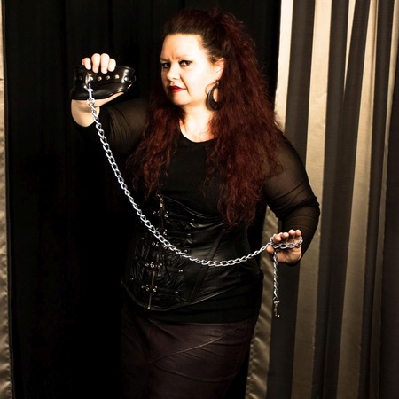 LatexLady privat! Kein S*x, kein Bl*sen