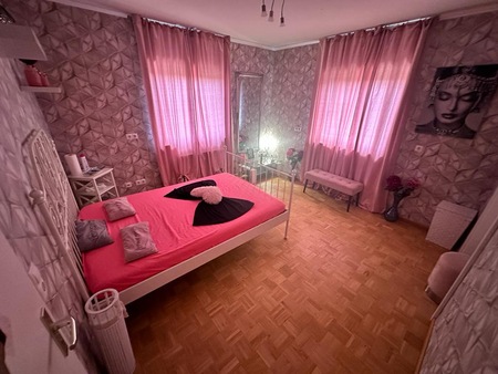 Angie Girls ALLE ZIMMER KLIMATISIERT!, Neustadt an der Weinstraße