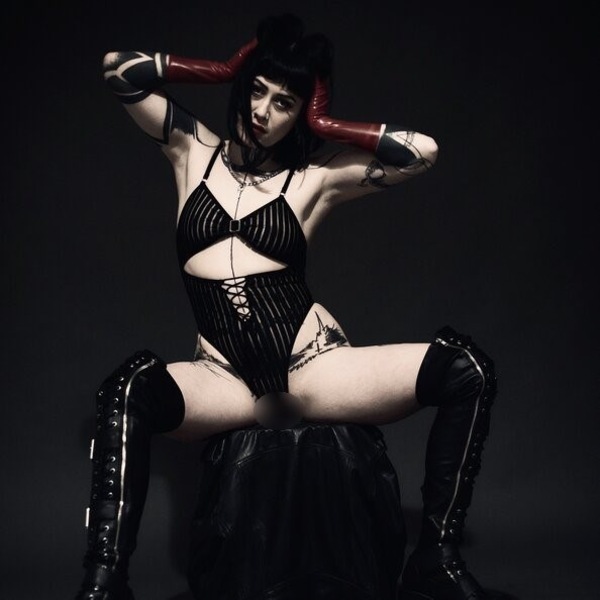 Miss Rosi Riot – Berlin-Schoneberg photo 3