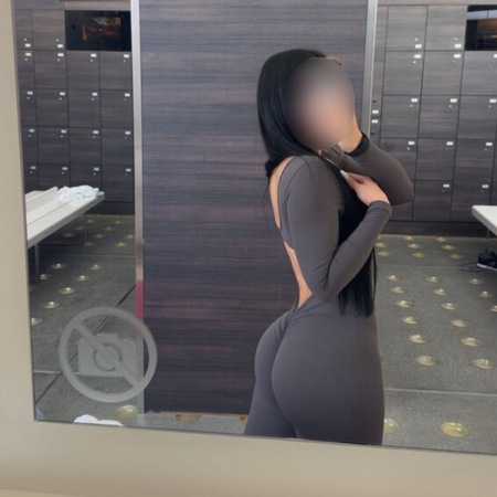 Esra NUR HAUS-/ HOTELBESUCHE, Köln