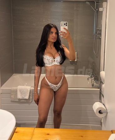 Nina - nuru tantric, Berlin