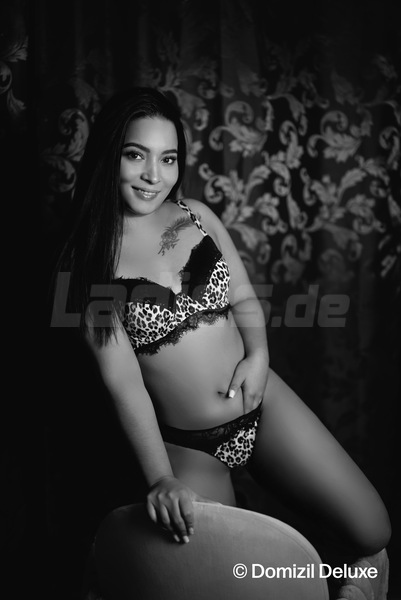 Foto von Kira bei Deluxe Massage & more