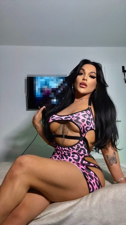 TS Julhy XXL, Berlin