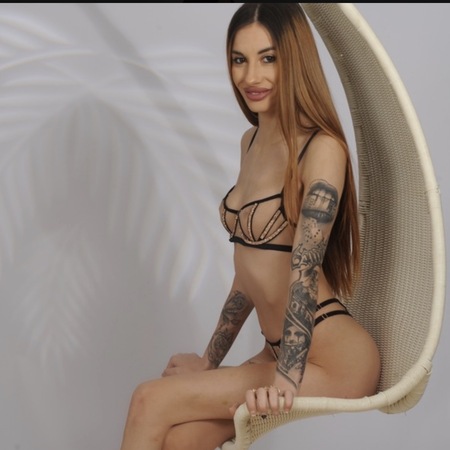 Skinny Ella - AV Expertin, Kerpen