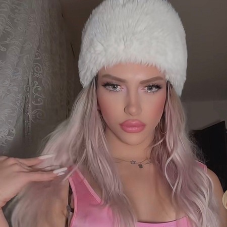 Ts Deutsch-Türkin Nora, Friedrichshafen