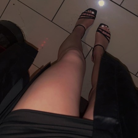 SkinnyTeenLisa
