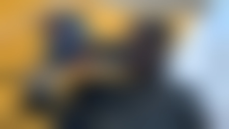 Ariana 19J. Top Service !!!, München