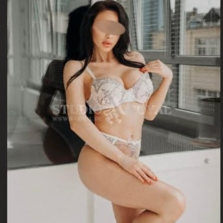 Barby im Studio Royal, Oldenburg