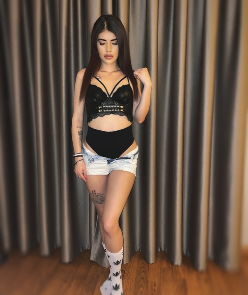 Kassandra - Auch Haus&Hotelbesuche – Baden-Baden photo 2