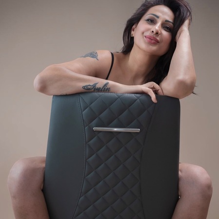 Amira aus Persien nur bis 22-08. da!, München