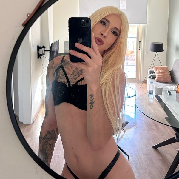 Foto von TS Isabella Lewis