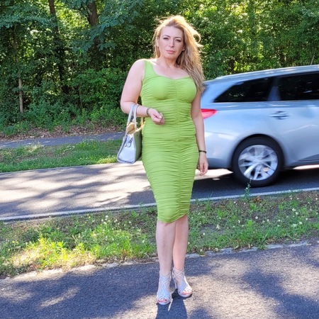 Angela, Berlin