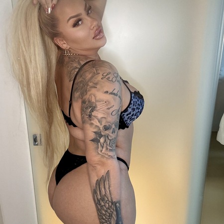 deutsche vers*ute Kira - neue Nummer!, Essen