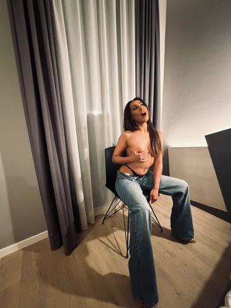 Briana, Düsseldorf