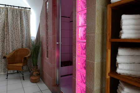 Relax-Insel - Klimatisierte Räume vor Ort, Neuss