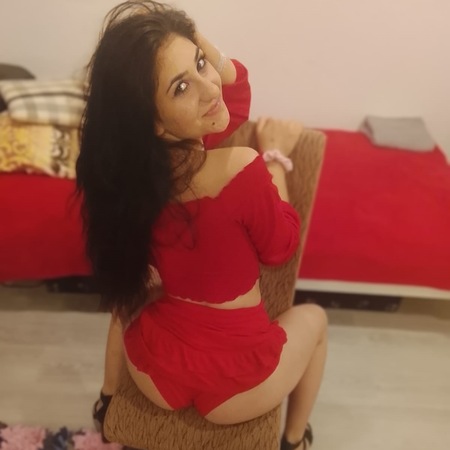 Laura 18 J. AV NEU, Homburg