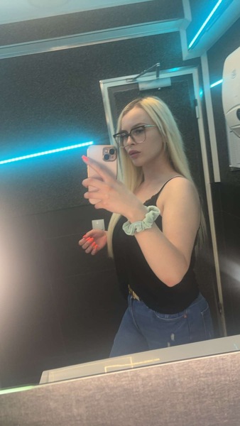 Nora – Frankfurt am Main photo 5