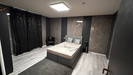 Luxury Private, Aurich