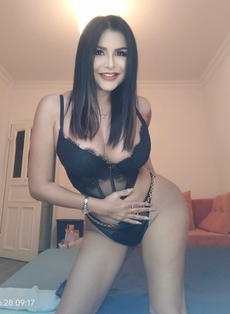 Ganz Neu AV Anny 28J., Ettlingen